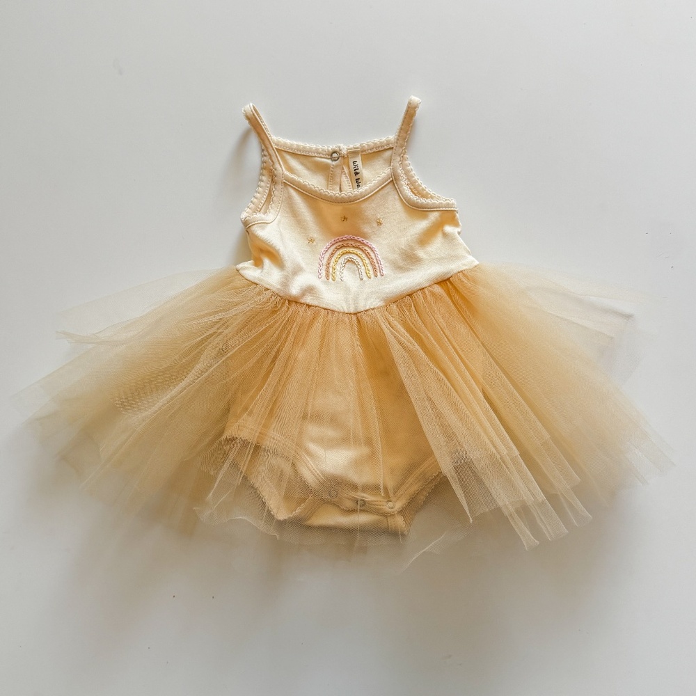 Wild Wawa Rainbow Tulle Dress for Baby 6-12 months, Yellow, Pre-Owned